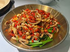 -费大厨辣椒炒肉(高铁吾悦广场店)
