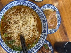 -裕兴记·蟹黄面馆养育巷精选店面馆