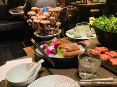 -捞王锅物料理(上海世茂广场店)