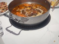 -七欣天香辣蟹火锅(闵行浦江欢乐颂店)