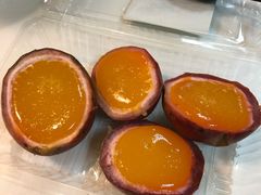-志龙皇冠吃货椰子铺