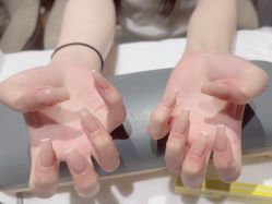 -UGIRL有个美甲