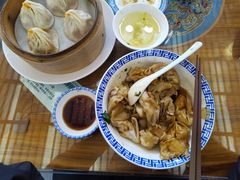 -笑来喜馄饨小笼工坊店(湖滨街店)