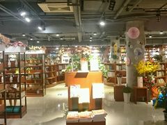 -新华书店(印象城店)