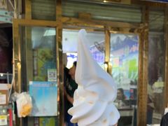 -古老冰山特色冰淇淋店(艾提尕尔店)