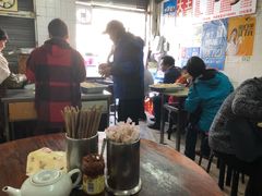 -黄阿姨锅贴大王(万航渡路店)