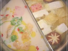 -湊湊火锅·茶憩(打浦桥日月光店)