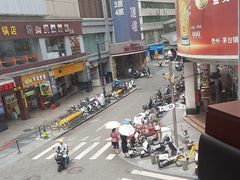 -罗二娘·鲜切牛自助火锅(罗湖东门步行街店)