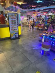 -LuckyStar幸运星家庭娱乐中心(东莞国贸店)