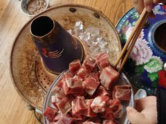 -毛辣果·贵州红酸汤牛肉火锅(西单店)