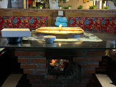 -鱼窝棚柴火铁锅炖(富山屯店)