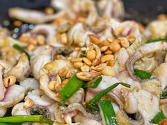 果仁炒生鱼片-禄源公·老莞诚饭店