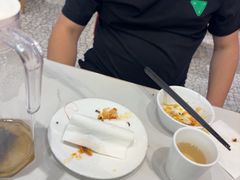 -张氏宽窄巷成都名小吃(茂业百货华强北店)