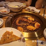 选的这家店，然后比较有特色的吧，都是牛肉还不贵