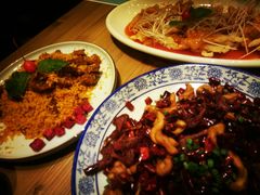 -临界音乐酒馆·小龙虾·江湖菜(华熙LIVE·鱼洞店)