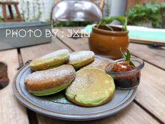 -The Daily Fix Cafe