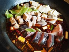 -忆乡情铁锅炖鱼饭店(延庆店)