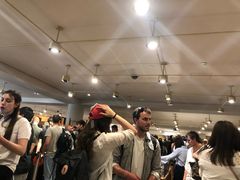 -文艺复兴百货(米兰大教堂广场店)