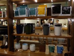 -ROAST coffee & eatery