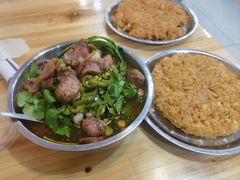 -柳州肥姨妈大骨螺蛳粉(东靖路店)