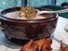 -琬苑鸽庄·川粤融合菜(解放碑总店)