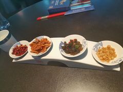 开胃小菜-凤凰湘语·湘粤鲜融(浦东旗舰店)