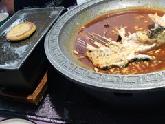 章丘铁锅烧鱼头-章丘宴(唐人中心店)