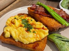 -Common Table · Brunch & Coffee