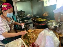 -半月镰胡姐脆皮萝卜饺子