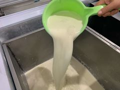纯牛奶-雪露酸奶