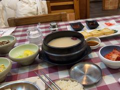 -益百岁牛尾汤(香山路店)