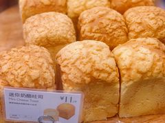 -巴黎贝甜(大宁国际商业广场店)