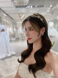 -艾米丽婚纱礼服