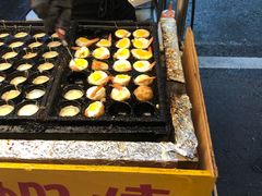 -六合夜市