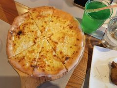 四芝士披萨-at cafe 意大利餐厅(集美店)