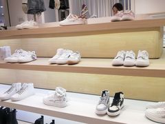 -hotwind热风(重庆悦荟店)