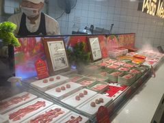 -四囍码头海鲜烧烤自助火锅(外滩南京东路悦荟广场店)