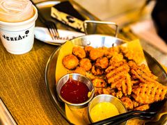 -J Create城市露营咖啡·简餐·宠物(上海动物园店)