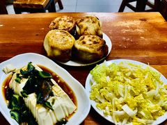 拌白菜心-宝瑞门钉肉饼店