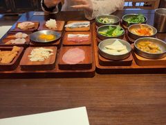 -银米·云南传统过桥米线(双廊黑金冠店)