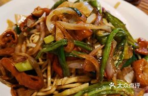 Spicy Green Pepper and Intestine Salad