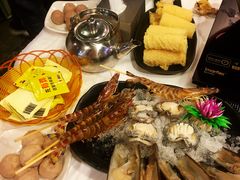 -鲜入围煮花胶鸡海鲜火锅