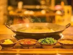 -周幺妹重庆老火锅(银泰城总店)