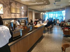 -星巴克臻选(周浦万达店)