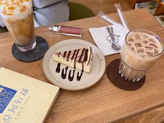 -长颈鹿咖啡(大学路店)