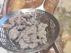 -牛村来人潮汕牛肉火锅(西单店)
