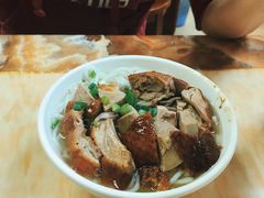 烧鸭濑-香辉食馆(新兴路店)
