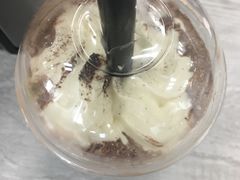 巧克力瑞纳冰-瑞幸咖啡(鹏基商务时空大厦店)