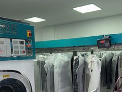 -福奈特洗衣·洗鞋·奢侈品护理(长阳路店)