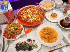 -巴特餐饮6加1音乐餐吧·新疆菜